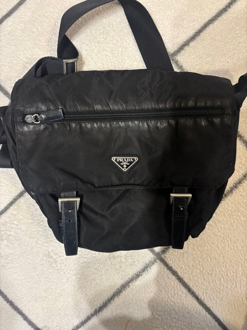 PRADA プラダ メッセンジャー バック