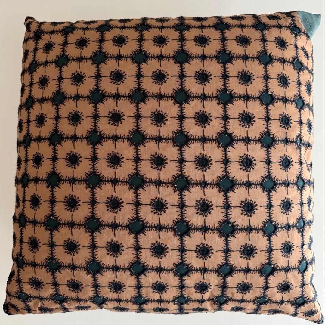 正規品 minä perhonen ミナペルホネン クッション anemone