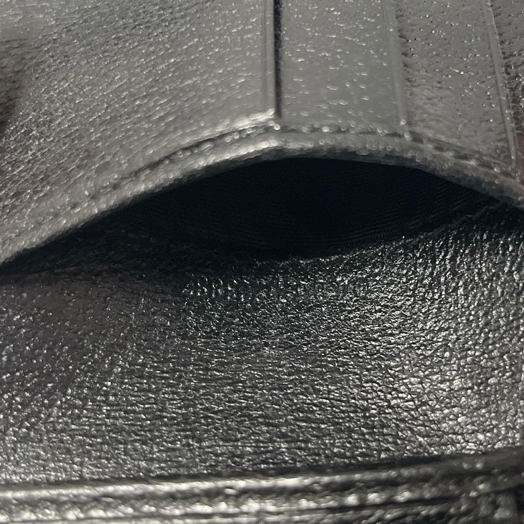 美品✨GUCCI ブラック 二つ折り財布　キャンバス　GG 小銭入れ付　レザー