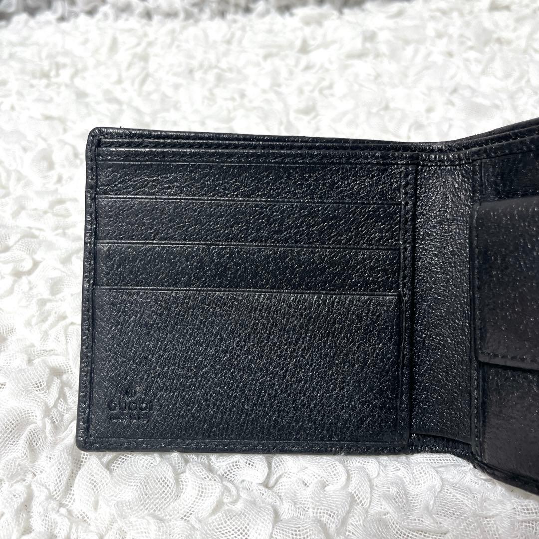 美品✨GUCCI ブラック 二つ折り財布　キャンバス　GG 小銭入れ付　レザー