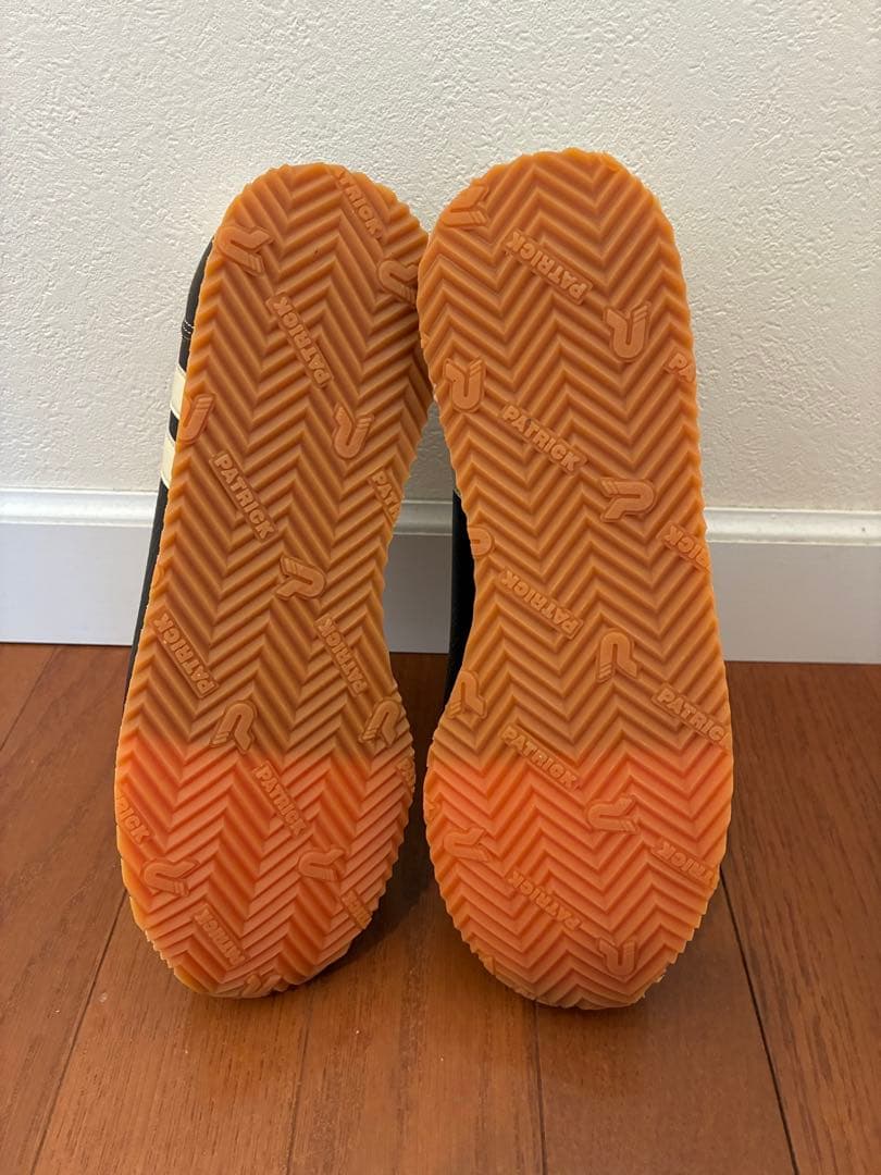 新品未使用品 PATRICK スニーカー NEVADA2 24.5㎝ ブラウン色