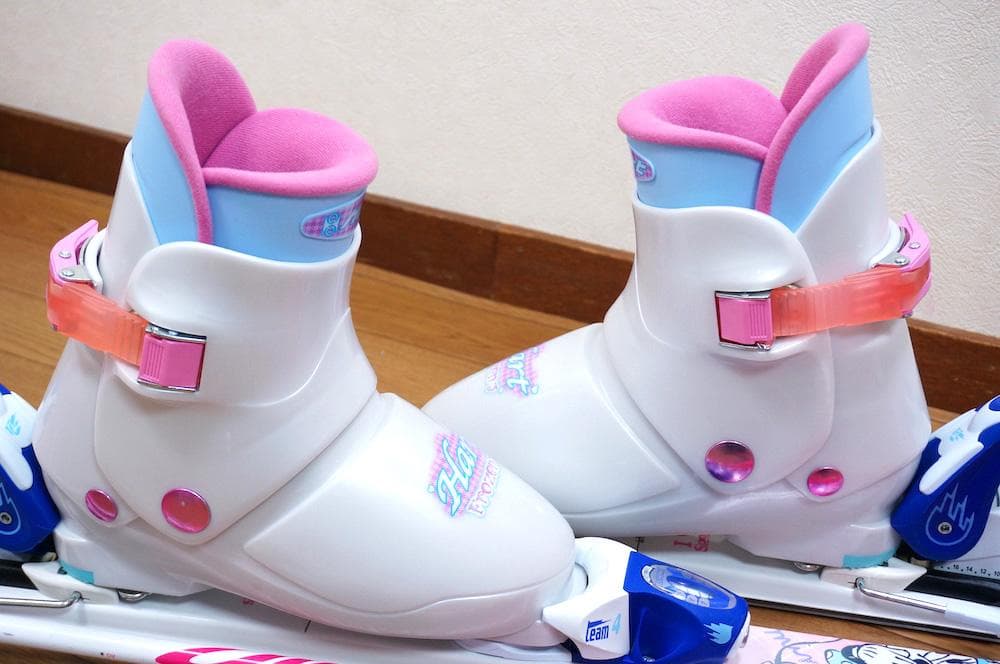 メンテ済 138cm 靴24cm HART ミニーちゃん柄 スキーセット