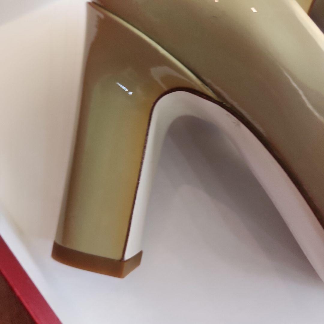 フェラガモパンプス23センチ