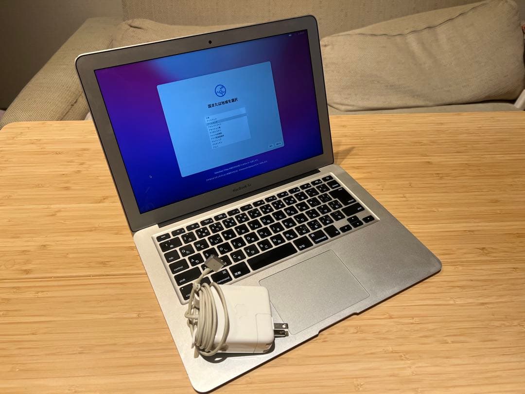 MacBook Air 2015 13inch 正常稼働済みです。