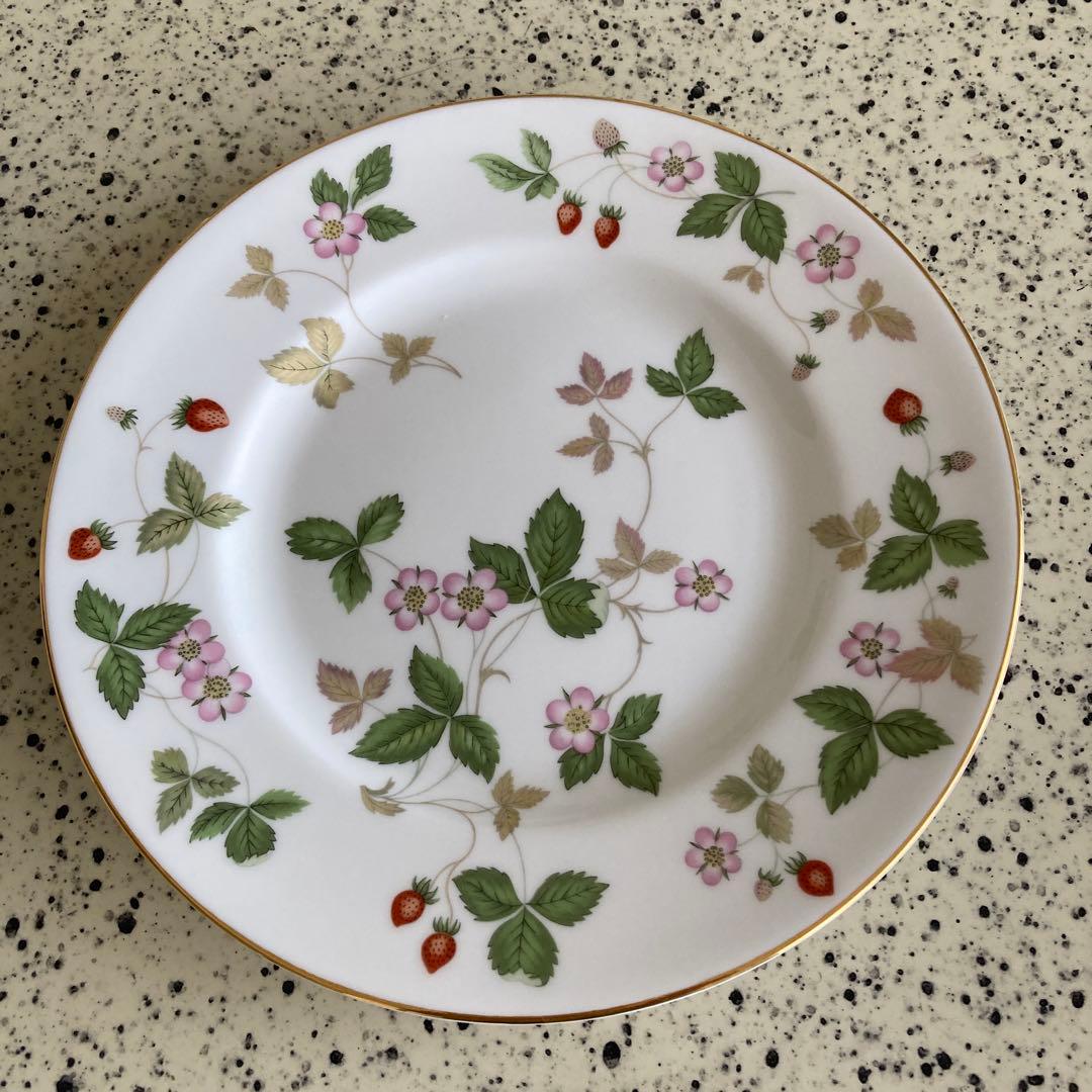 ウェッジウッドケーキ皿18㎝６枚セット