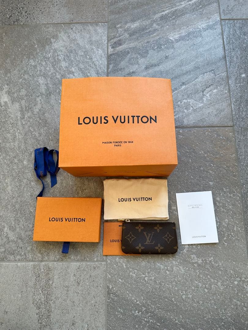 LOUIS VUITTON モノグラム　ポシェット・クレ