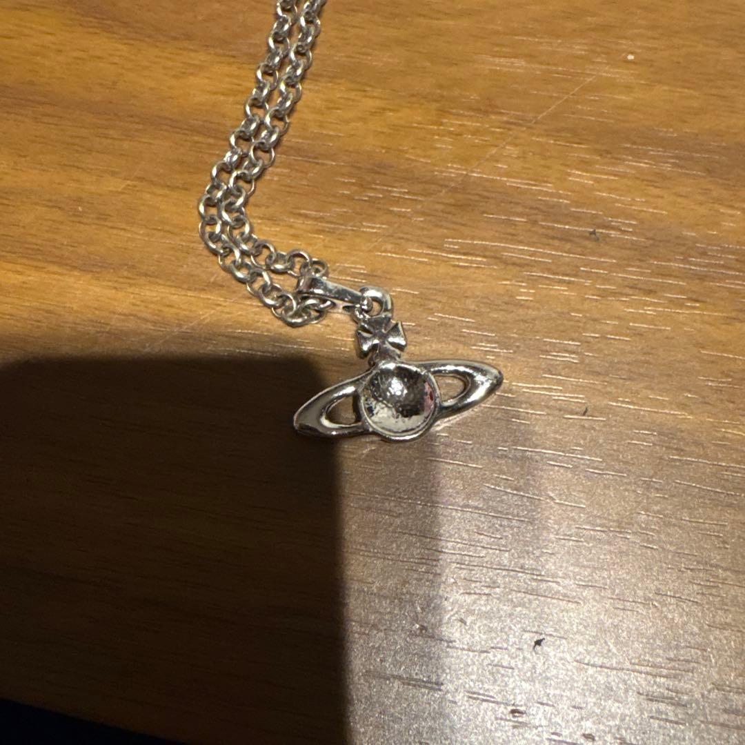 Vivienne Westwood 土星モチーフ ネックレス