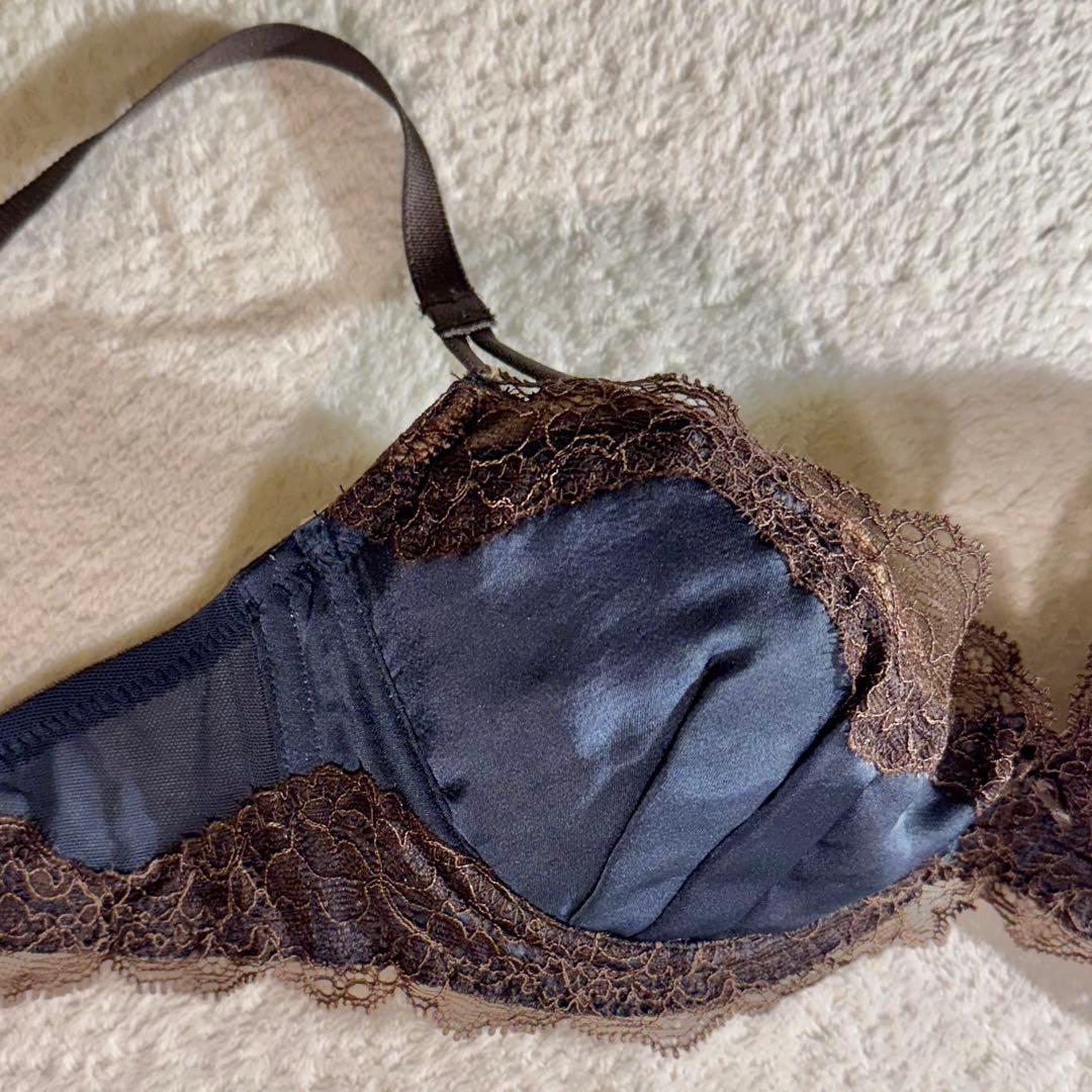 【専用】chut! ベイカー恵利沙ネイビー A-B65,A70 GストリングL