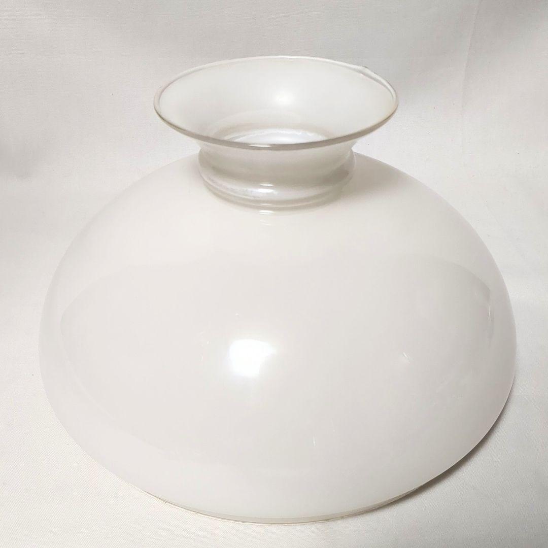 アンティーク風　ミルクガラスシェード　フロアランプ