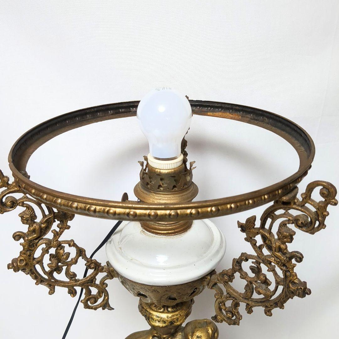 アンティーク風　ミルクガラスシェード　フロアランプ