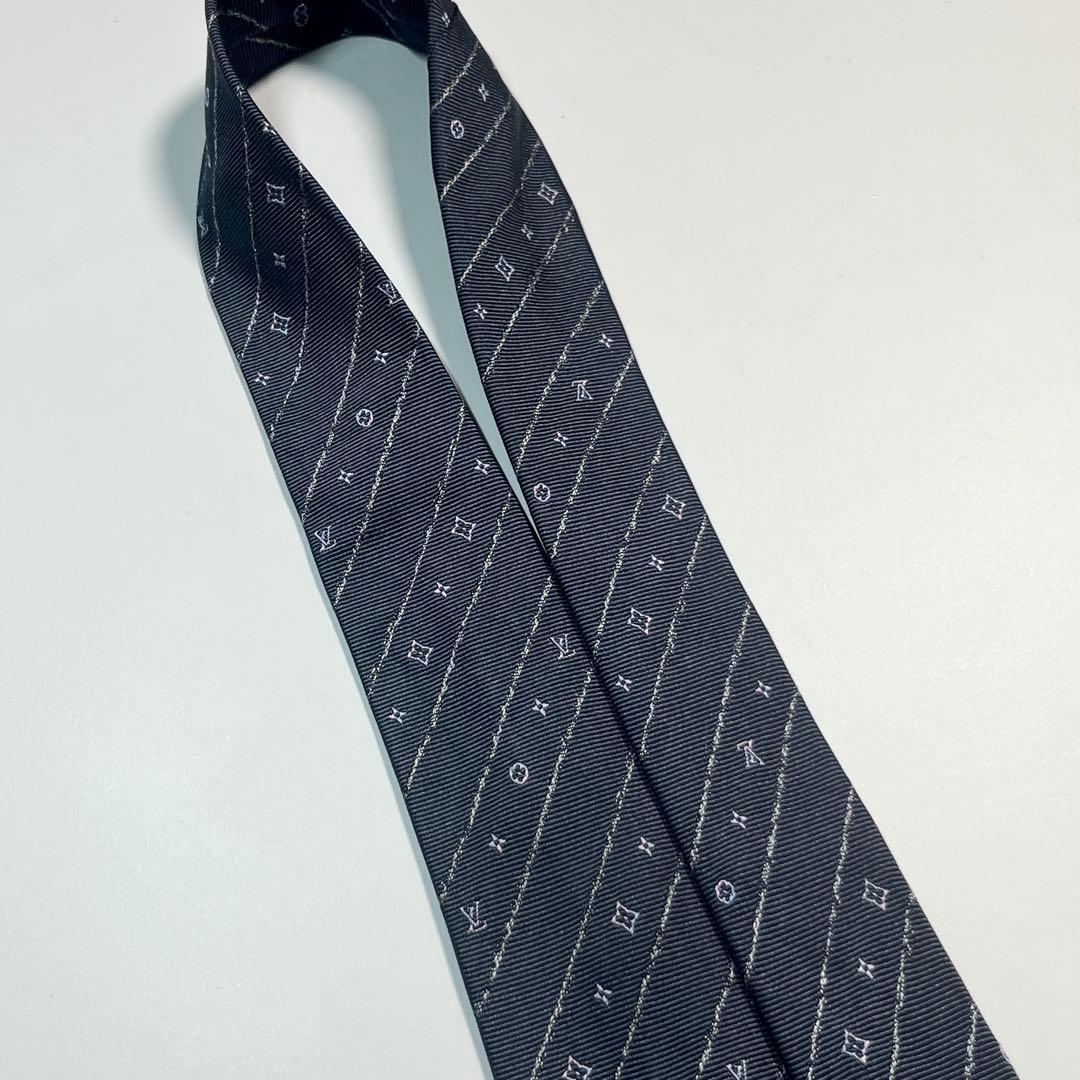 希少✨良品✨LOUIS VUITTON ルイヴィトン　ネクタイ　モノグラム