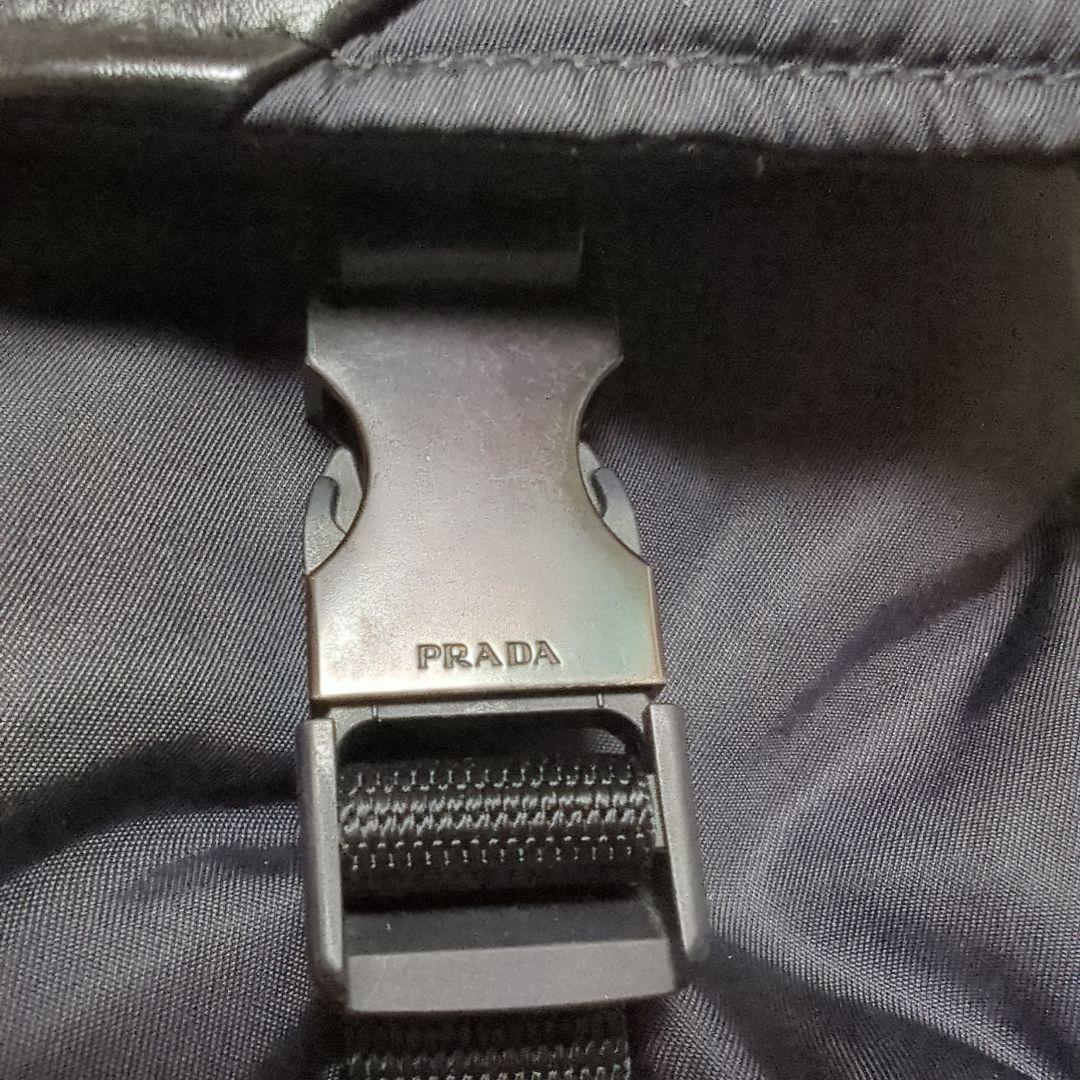 PRADA プラダ ブラック メッセンジャーバッグ