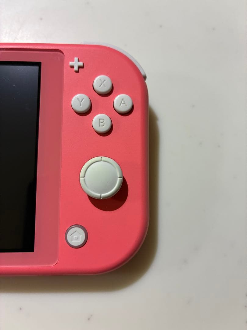 Nintendo Switch Lite コーラル シリコンカバー付き