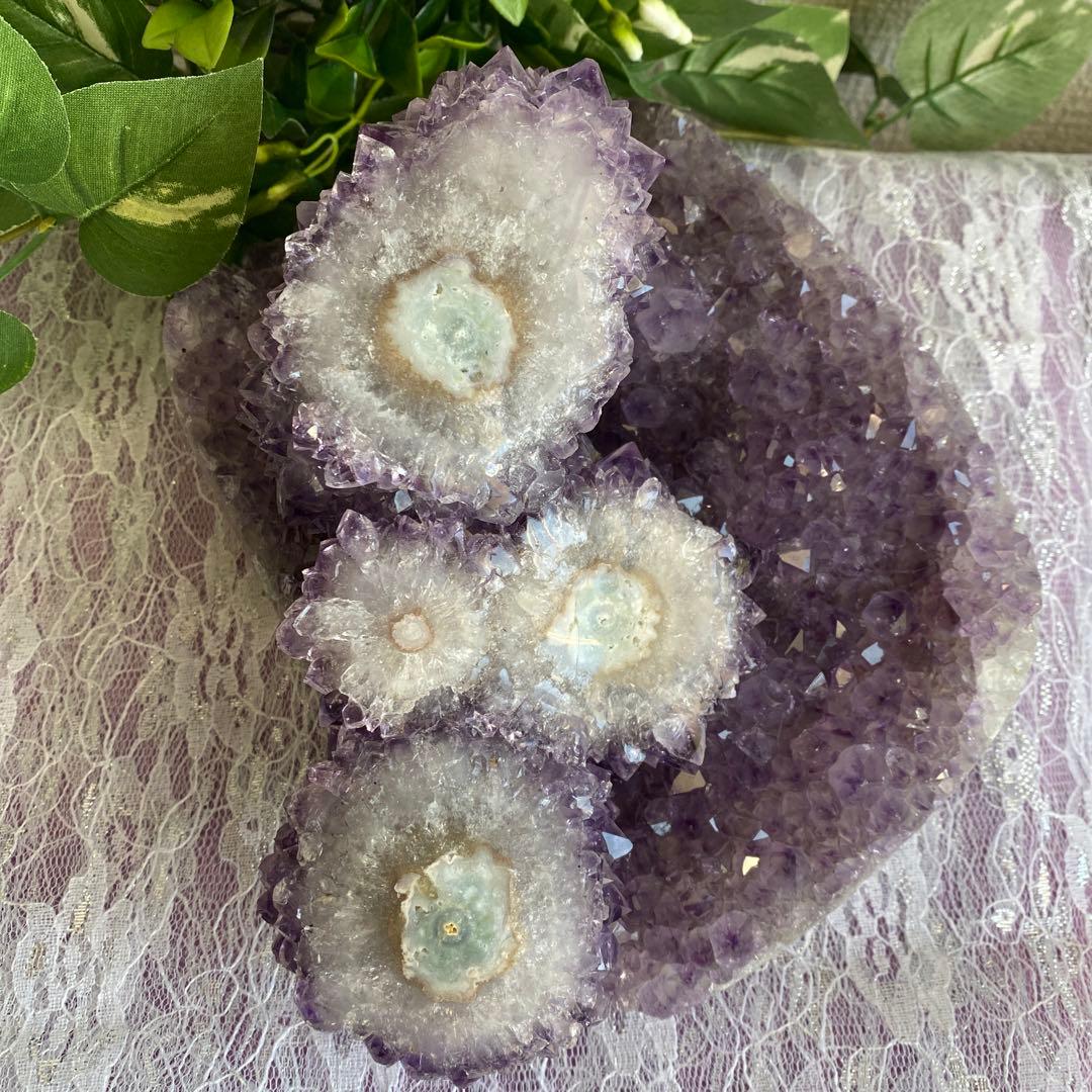 ⭐︎希少価値⭐︎虹も見える♪花満開のアメジスト⭐︎