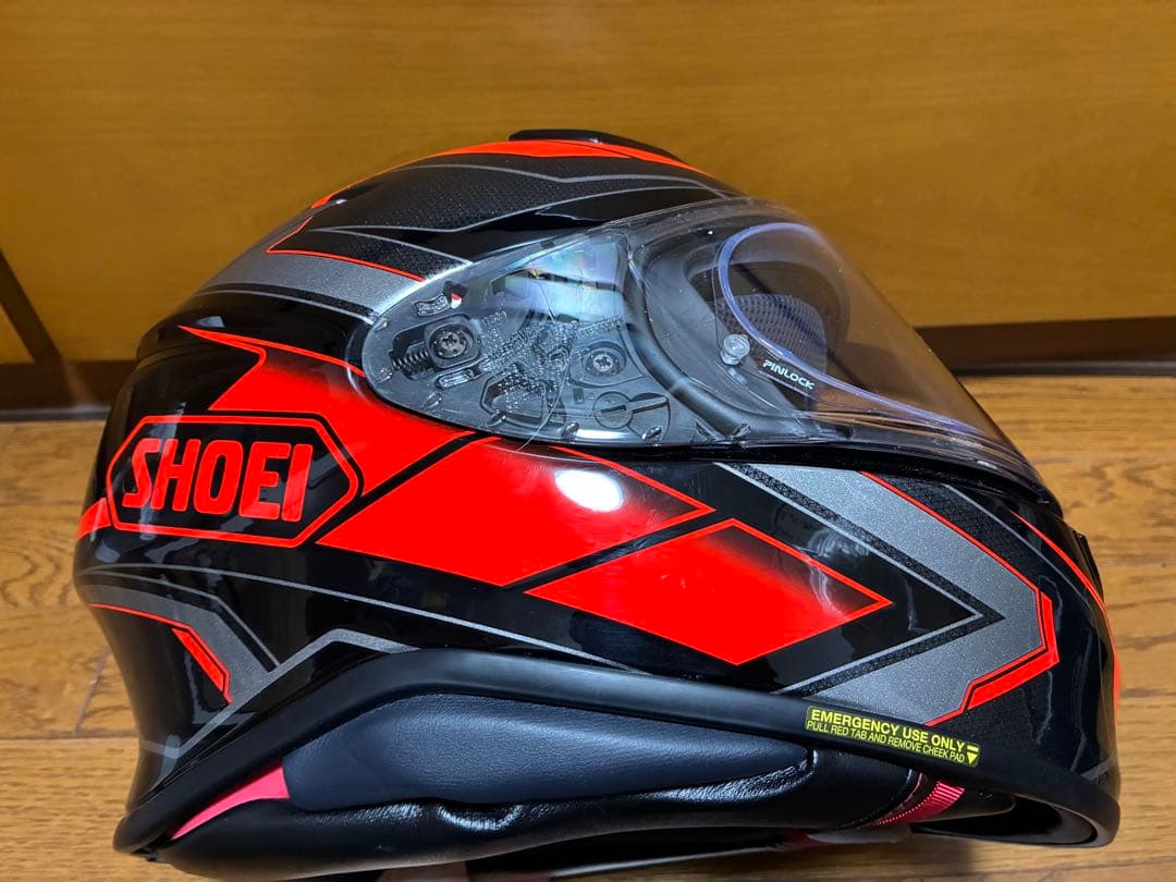 SHOEI Z-8 PROLOGUE TC-1（ブラック/レッド）　Lサイズ