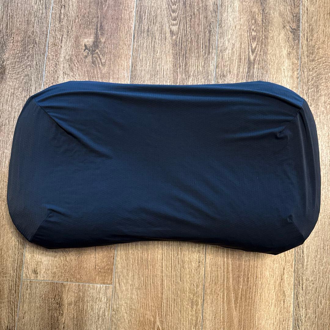 ヒツジのいらない枕 カバーブラック