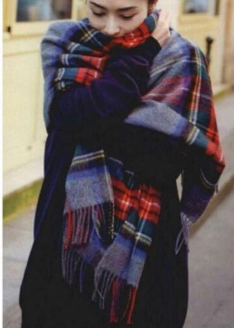 クリーニング済みJOHNSTONS OF ELGIN カシミヤ100大判ストール