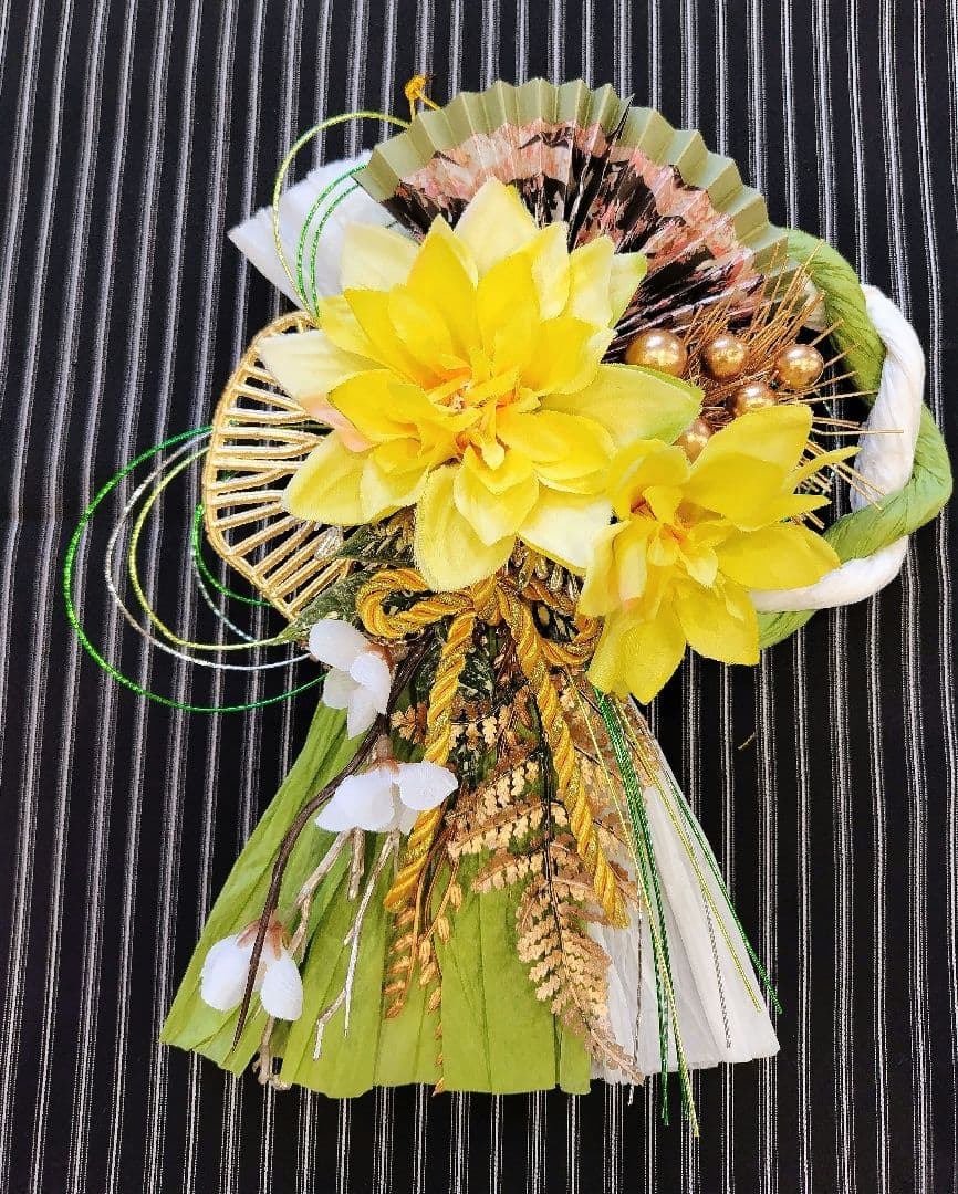 しめ縄飾り　しめ縄　お正月飾り　お正月リース　フラワーリース　玄関リース　造花