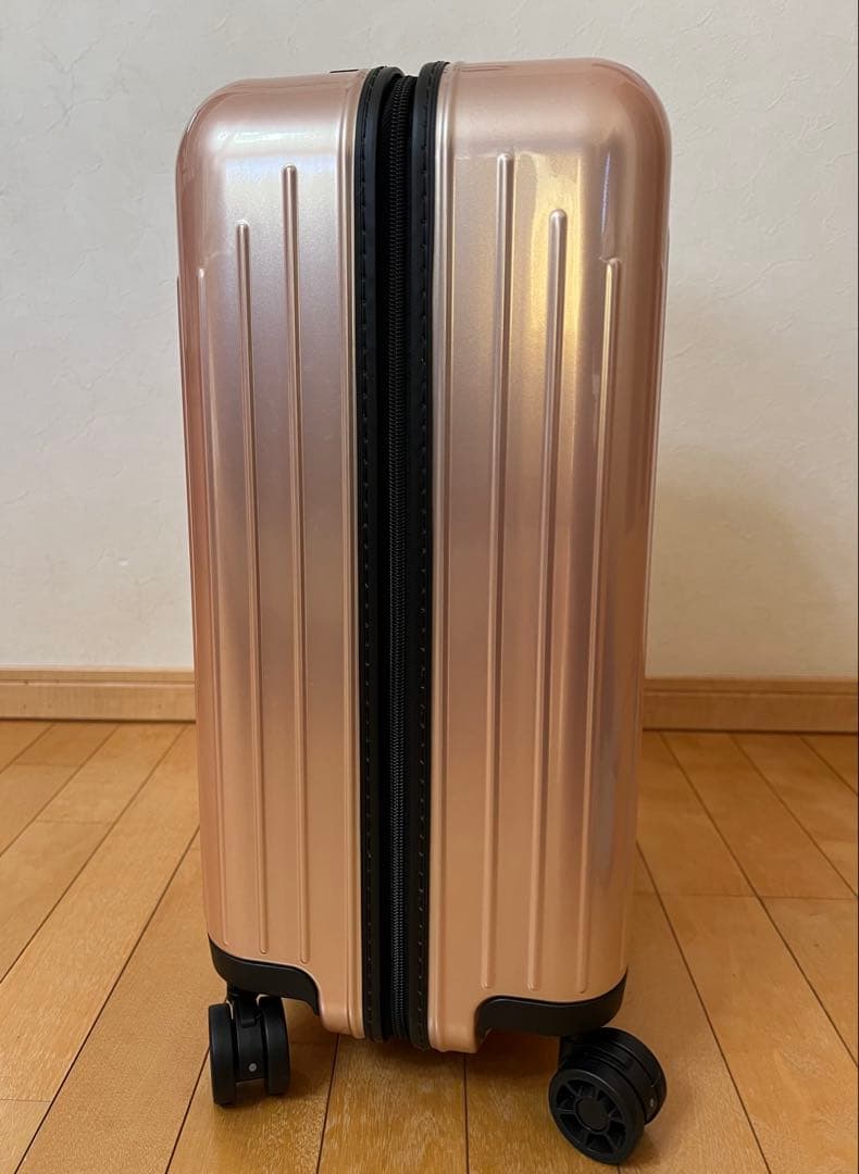 【新品未使用　入手困難】RIMOWA スーツケース　アメリカ限定　パールローズ
