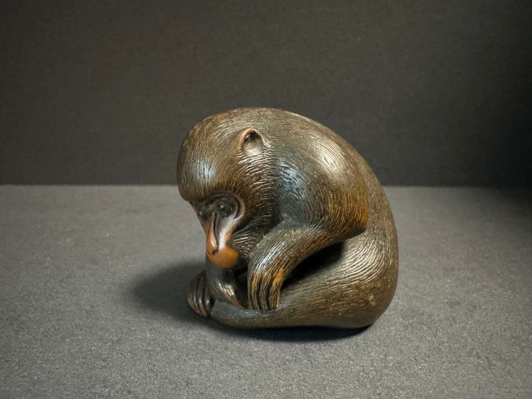 【根付(netsuke)】猿の根付　木製　光一作　江戸時代