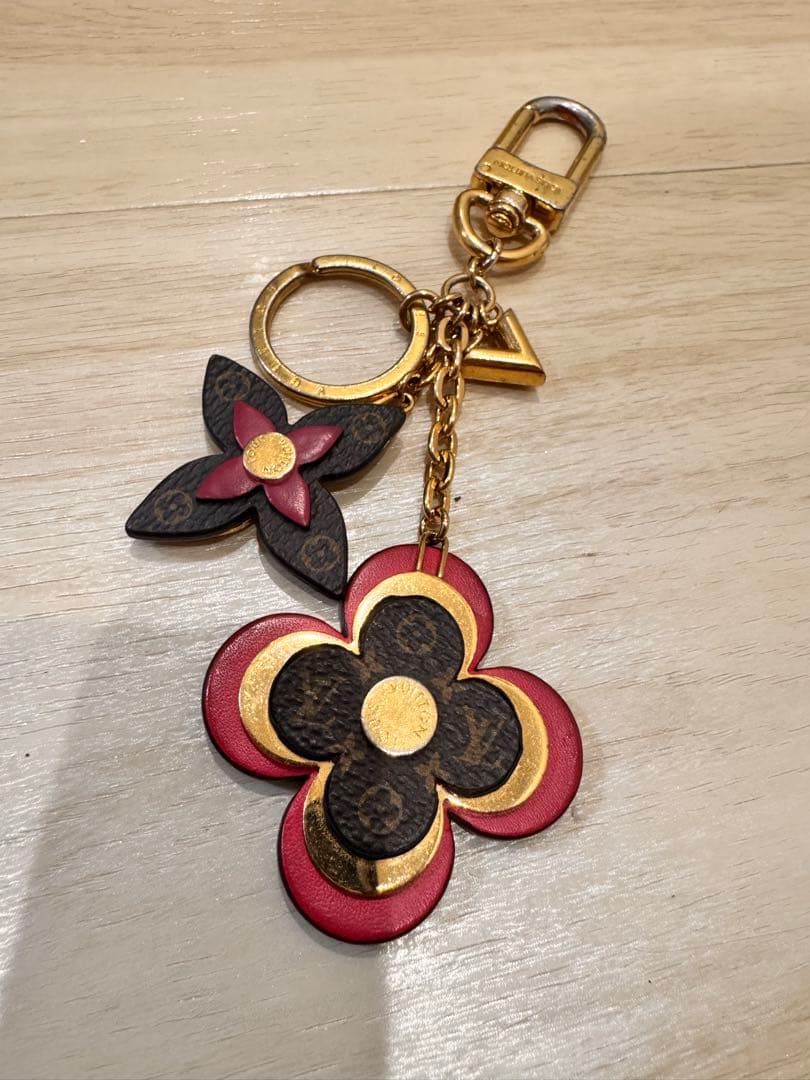 極美品　ルイヴィトン　キーチャーム