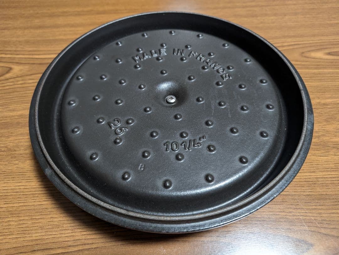 【きなこ】STAUB 両手鍋 黒 COCOTTE ココット 26センチ