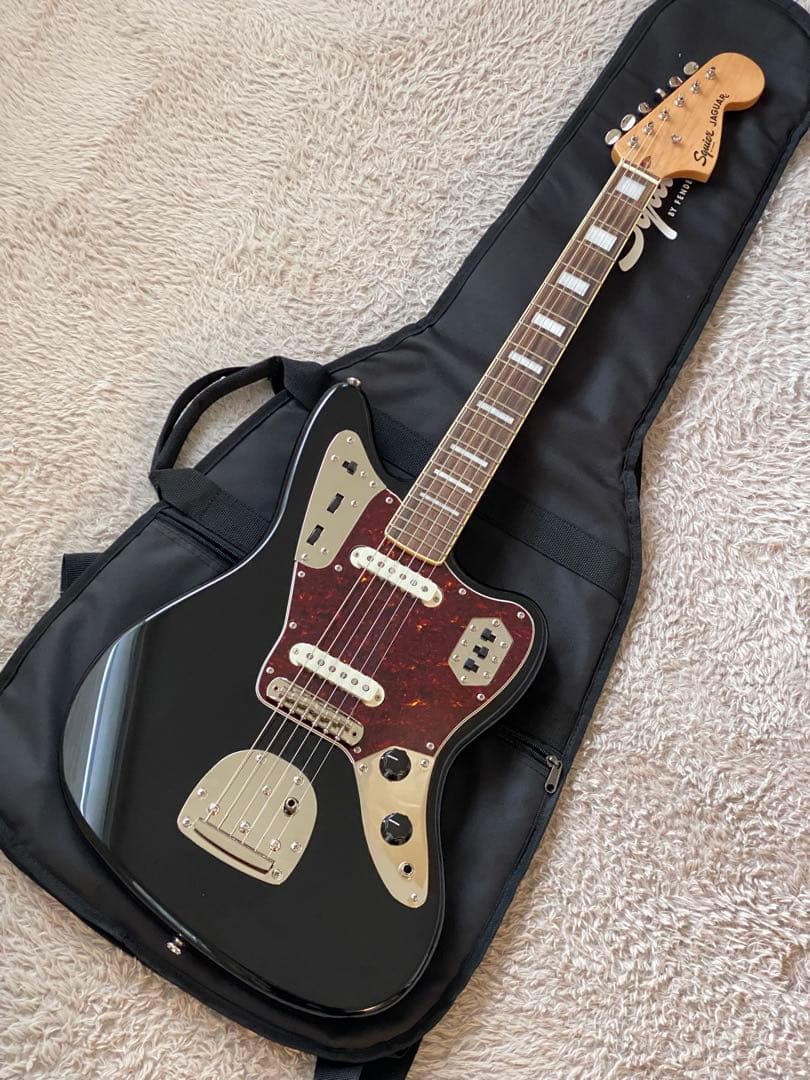 美品　SQUIER Classic Vibe '70s Jaguar Black