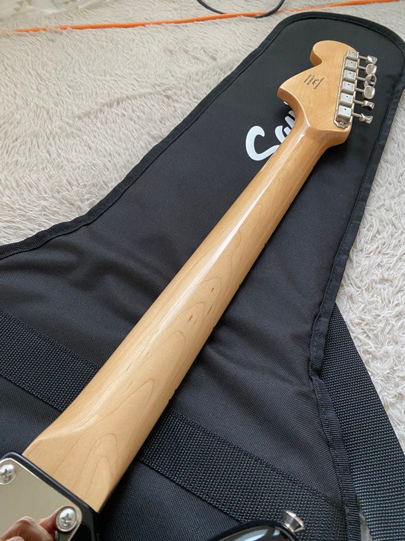 美品　SQUIER Classic Vibe '70s Jaguar Black