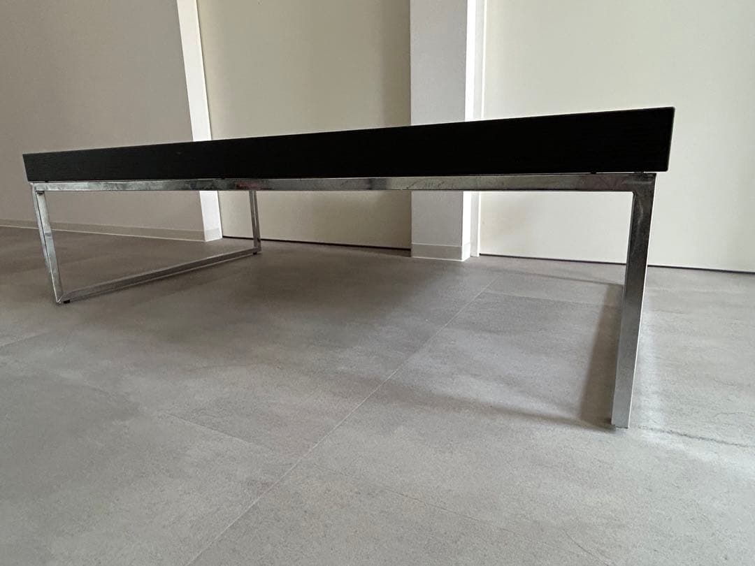 黒のシンプルローテーブル　BoConcept / ボーコンセプト　引き取り限定