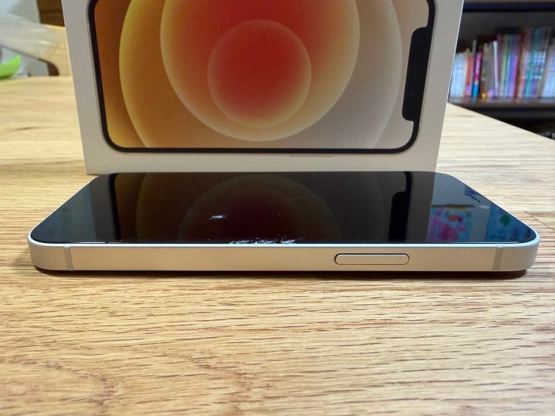 iPhone12mini／画面割れ／アクティベーションロック解除済／SIMフリー