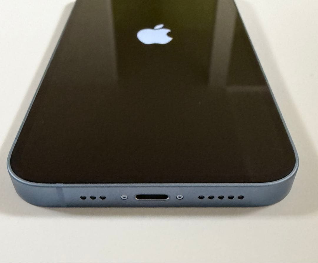 iPhone14 128GB SIMフリー ブルー 美品 ケース2個付き