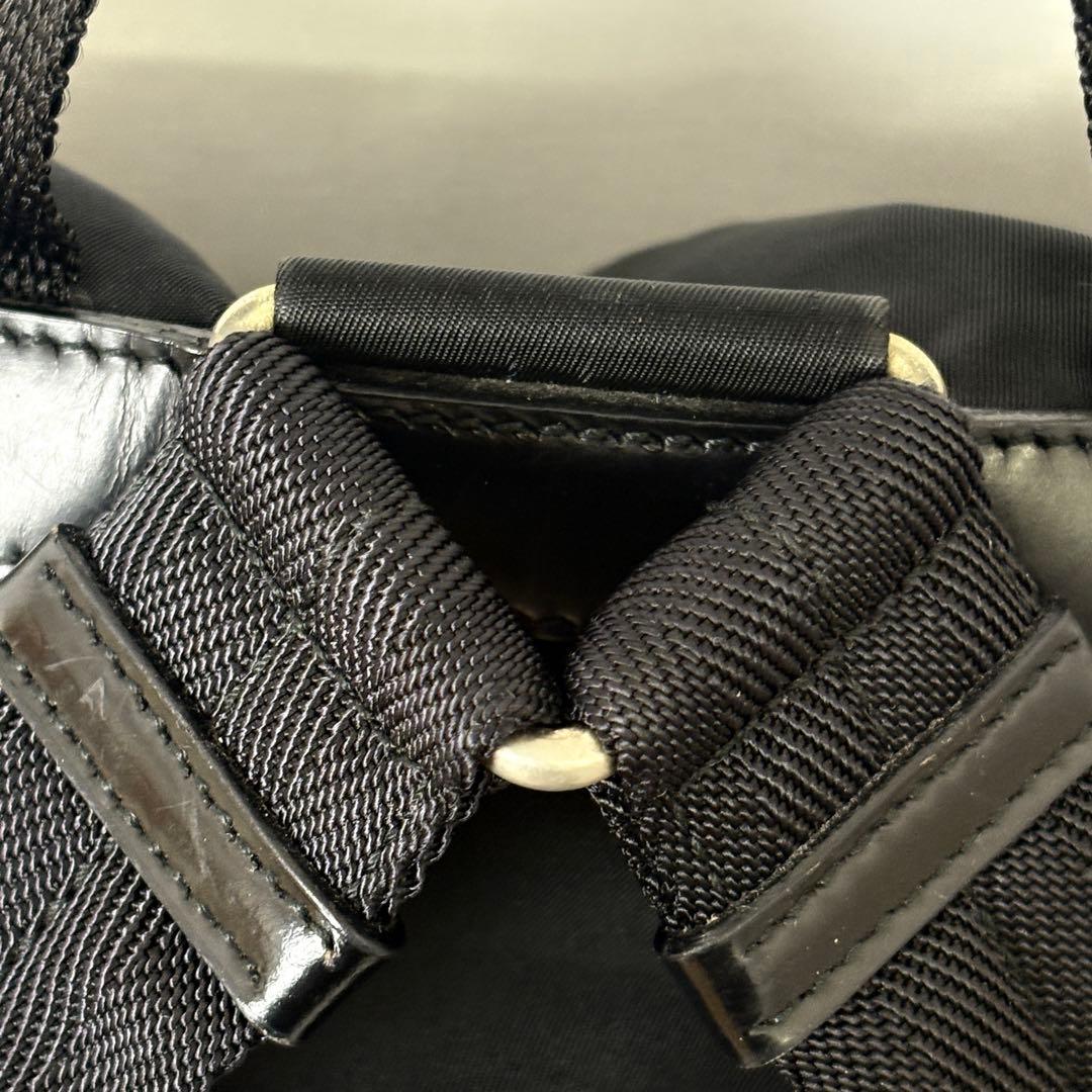 極美品　定番PRADA VELAナイロン リュックサック白タグあり