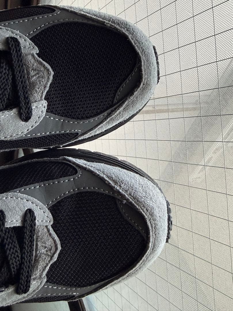 New Balance 2002Rスニーカー U2002RM