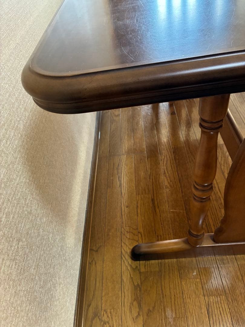 【カリモク】　コロニアル　ダイニングテーブル　クラシック karimoku