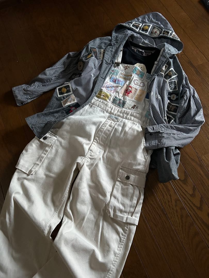 ピンクハウス　 ワッペンいっぱいサロペット ＋パーカーブラウスセット