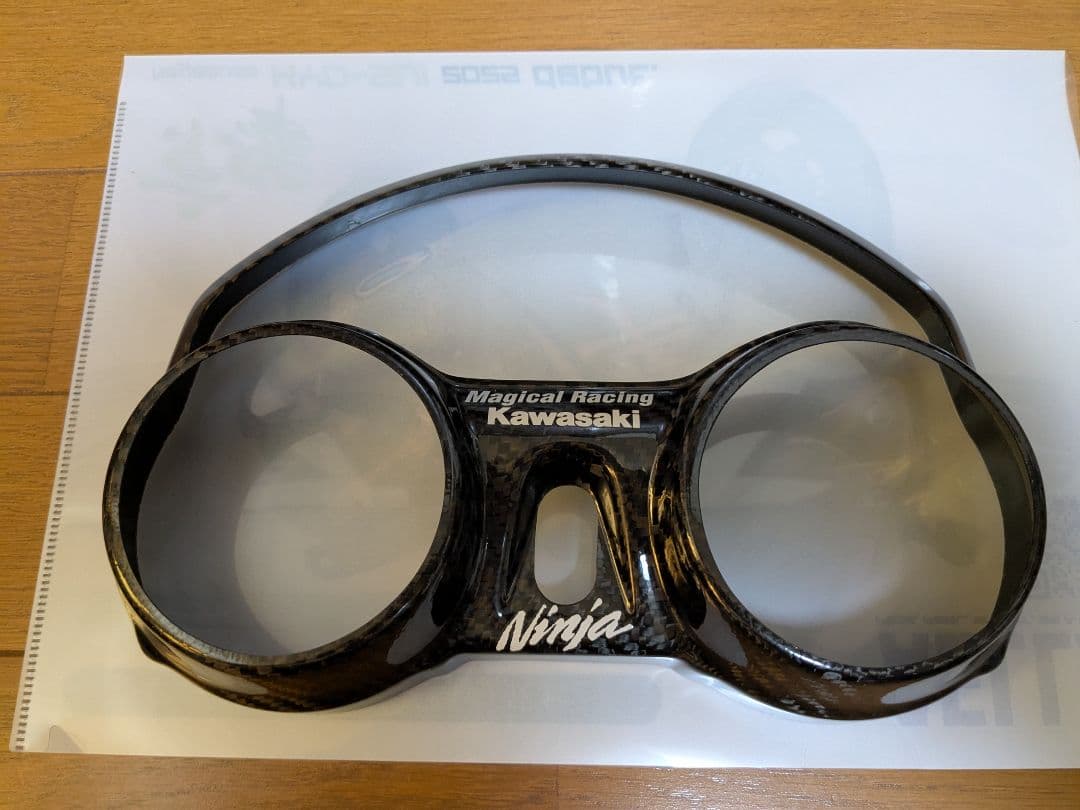 ZZR1400マジカルレーシング　綾織カーボンメーターカバー