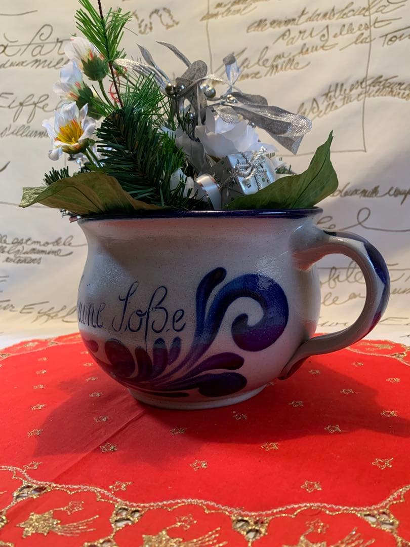 ドイツ製陶器　水差しの形ソース入グリーンを入れたり野菜、果物、お菓子色々入れて！