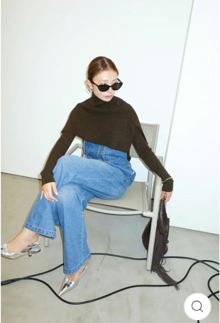 【新品未使用】★IAMALPHAケープアンサンブルニット&ジップサロペット