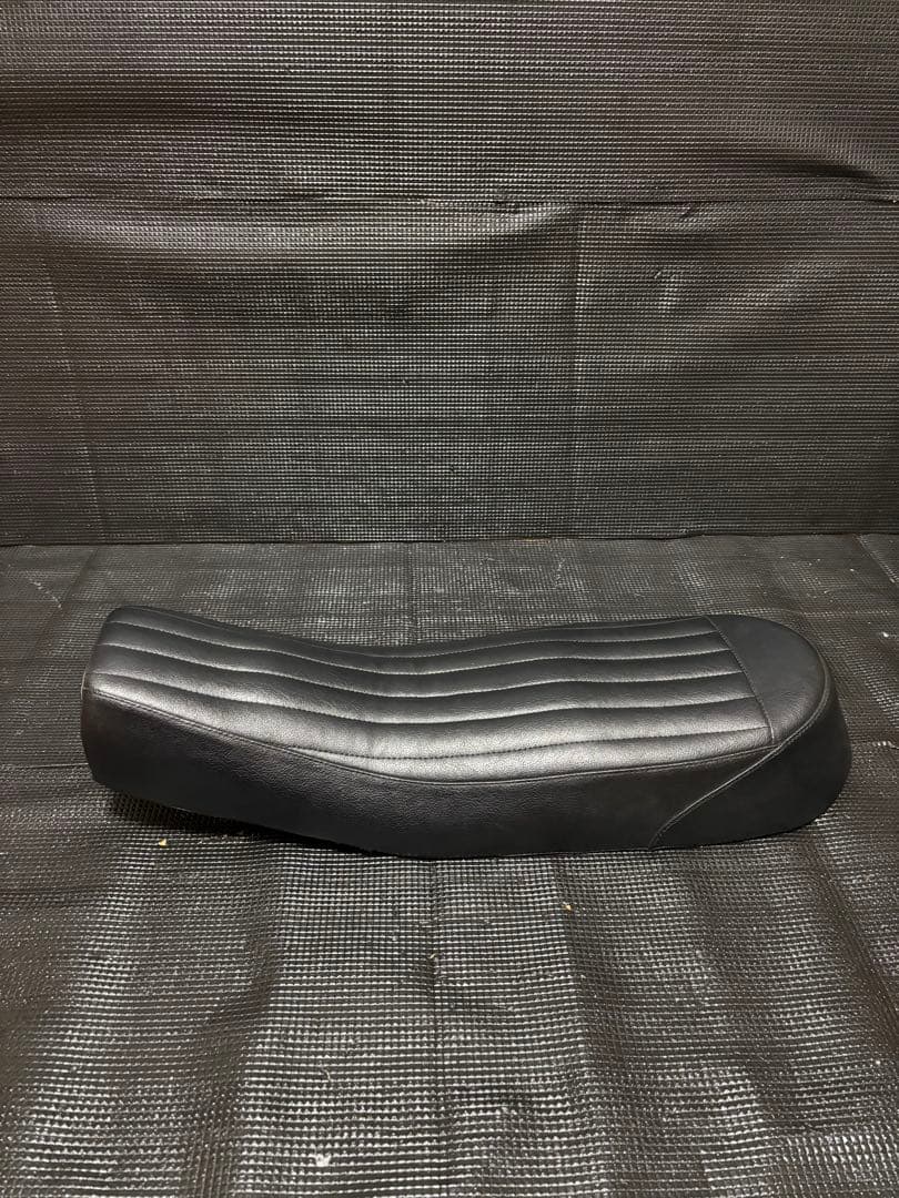 （激レア）W650 イージーライダース NITRO HEADS シート