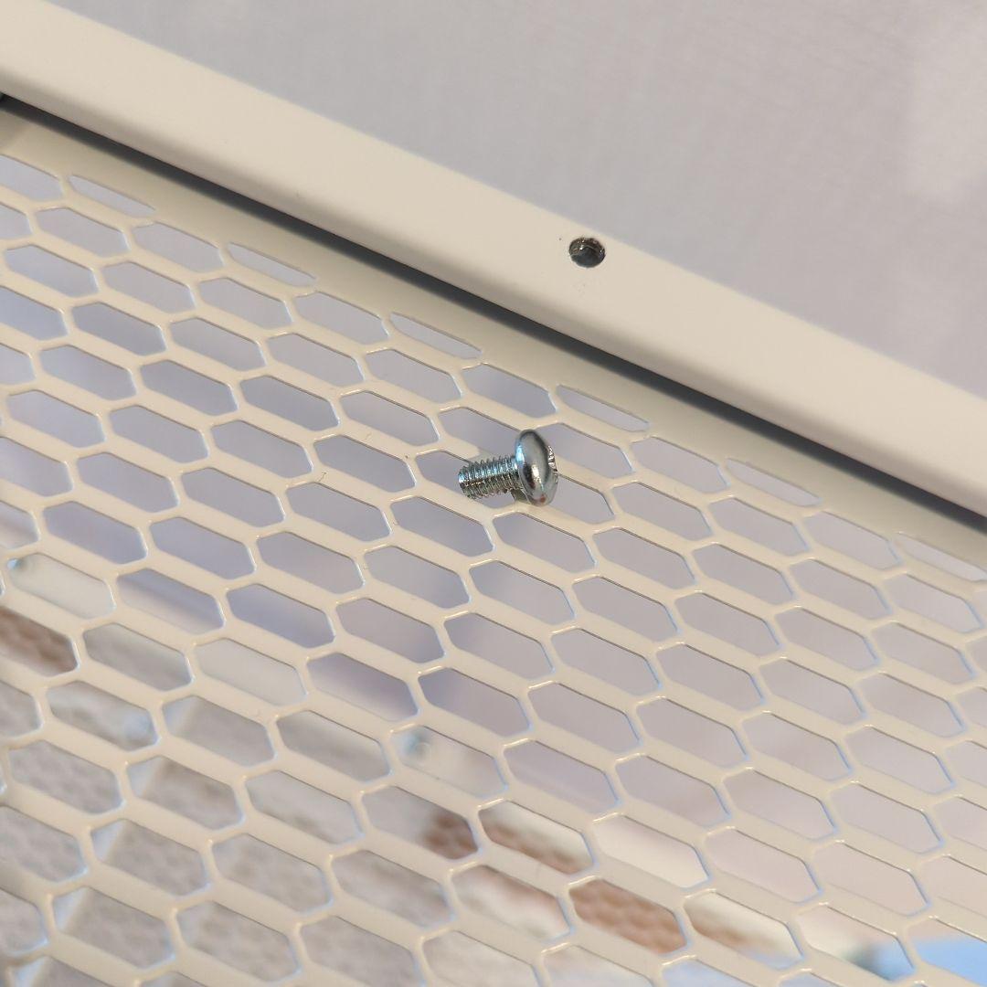 ホワイト 4段メッシュスチールラック