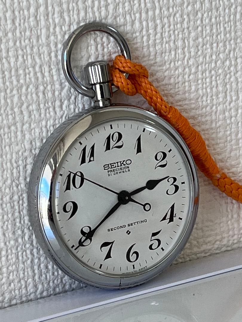 セイコー　鉄道懐中時計　機械式手巻き　3針61系　精度良好　朱色 下げ組紐 付き
