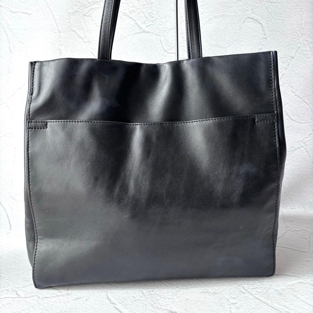 【美品】イアパピヨネ エンボストートバッグ レザー A4 肩掛け◎ ユニセックス