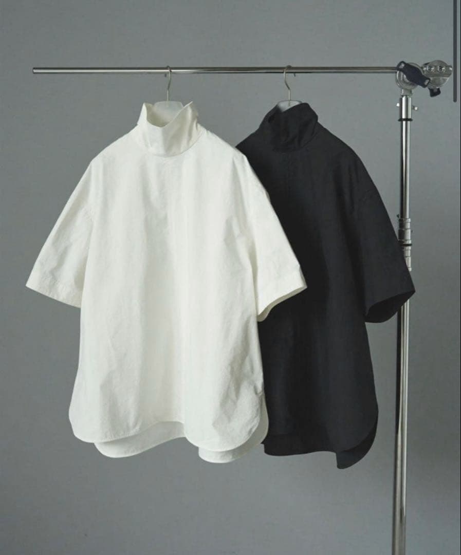 ànuke / アンヌーク Highneck Over Blouse