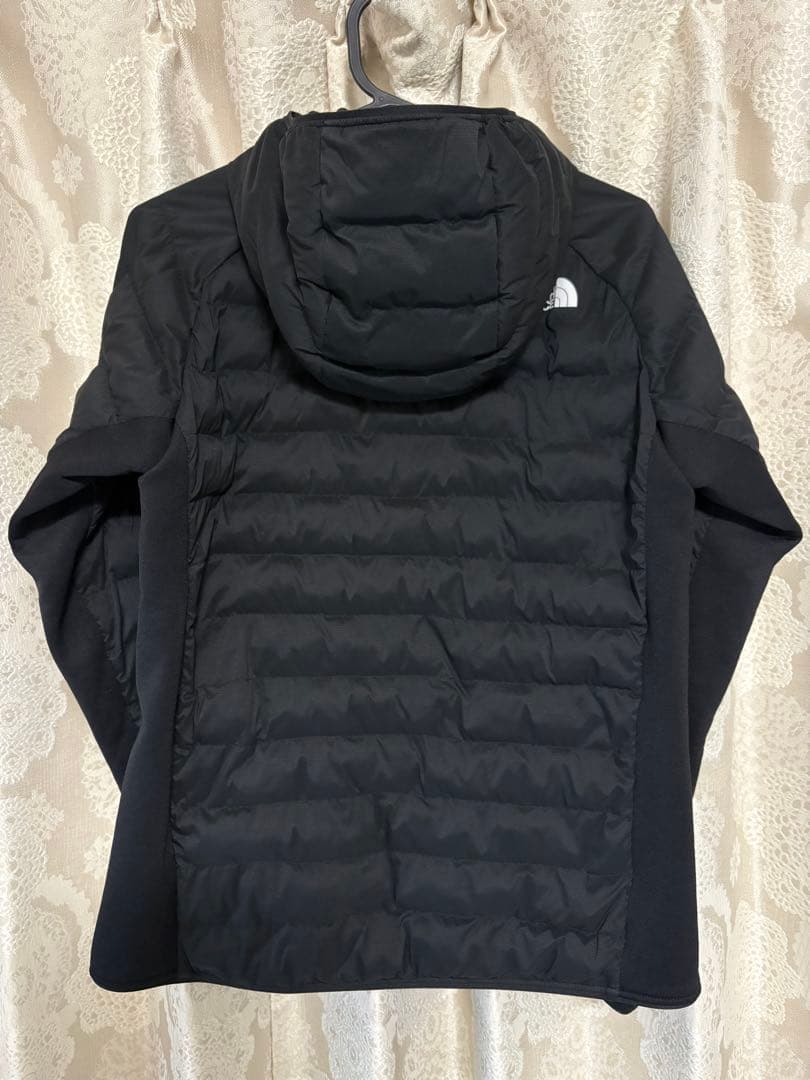 ノースフェイス レッドランフーディ NYW82393 K ブラック　Mサイズ