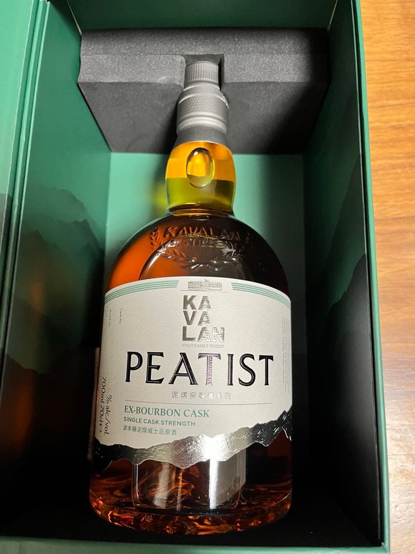 KAVALAN PEATIST EX-BOURBON CASK シングルモルト