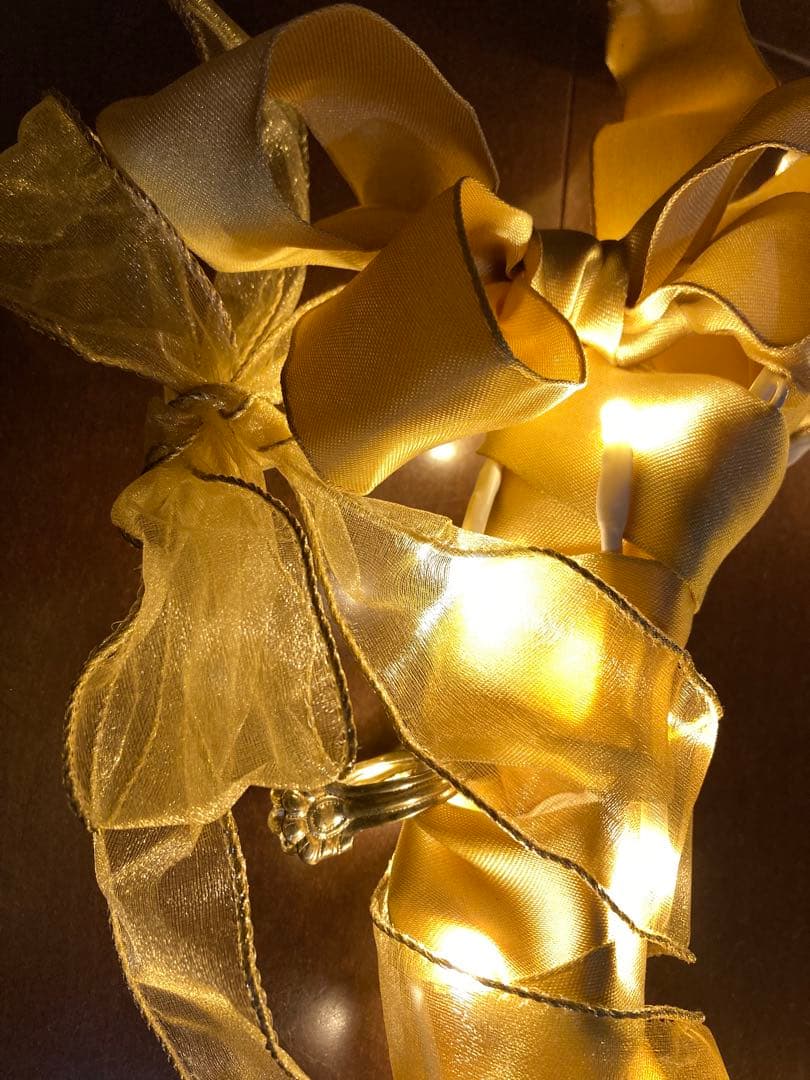 電飾吊下げリース　オーナメントを下げて使えますクリスマスツリー代わりになるリース