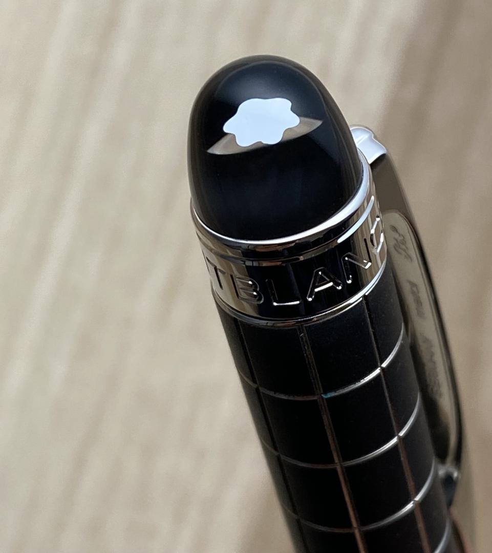 美品 モンブラン スターウォーカー メタルラバー ブラックXプラチナ　ボールペン