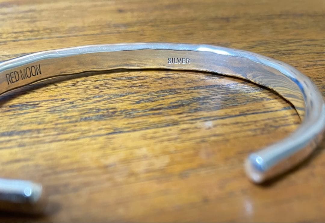 レッドムーン REDMOON シルバー バングル