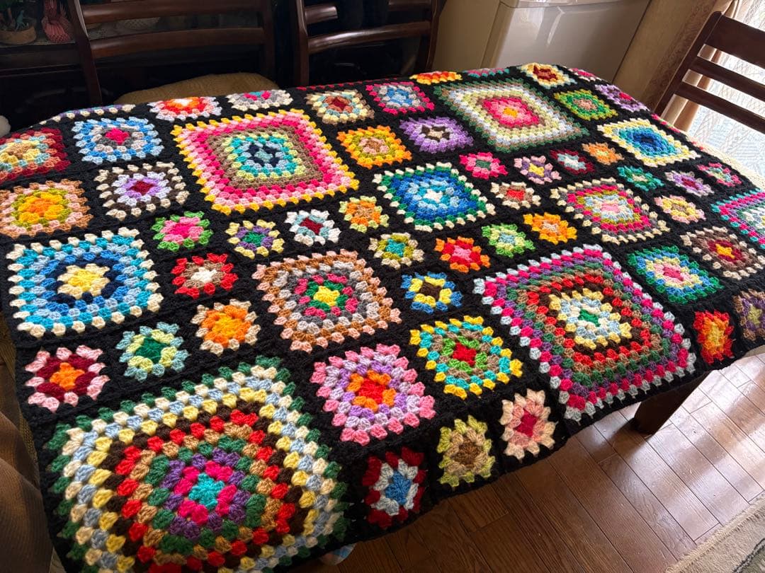 お値下げしました！✳︎グラニースクエア✳︎ブランケット✳︎マルチカバー✳︎大判