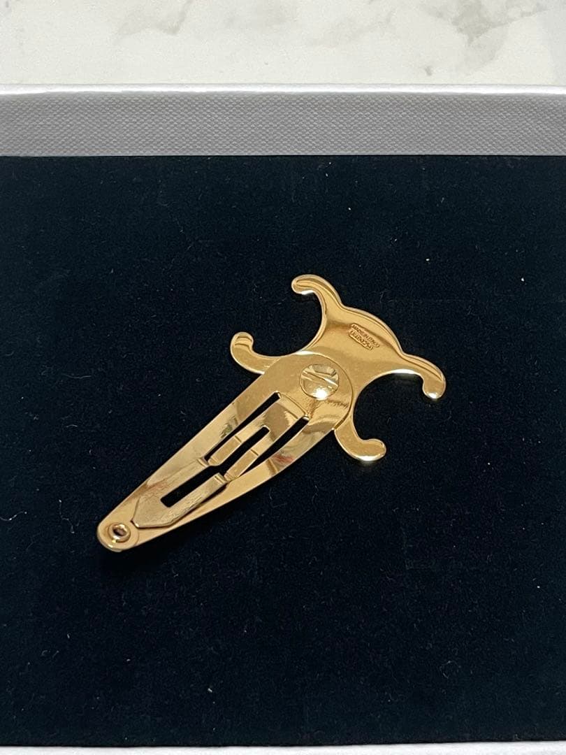 CELINE スナップヘアクリップ １つ ゴールド